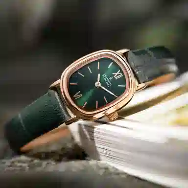 Charlotte Raffaelli CRS21031