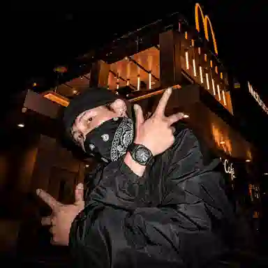 Charlotte Raffaelli CRSP002