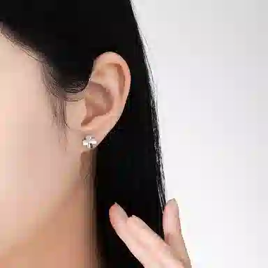 S999