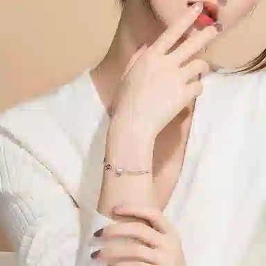 S925