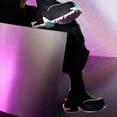 Daphne Lab Chelsea Boots