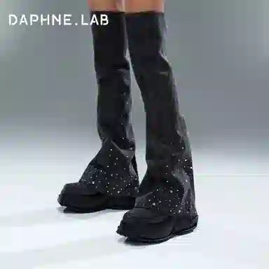 DAPHNE LAB 9cm