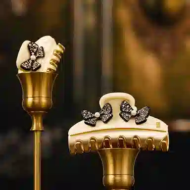 ALEXANDRE DE PARIS 45