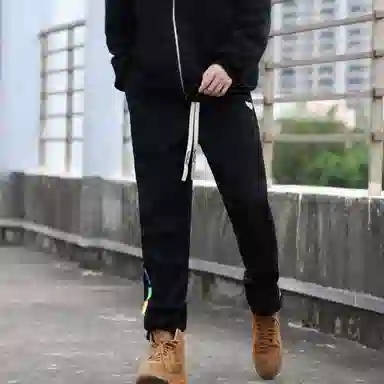 XIXN x WILLIAM FOXSONS