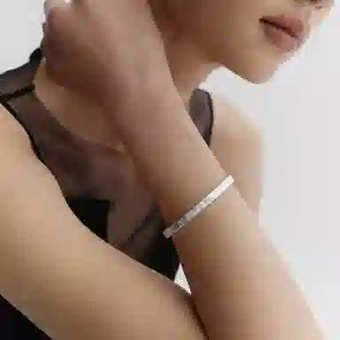 Empress 47 Concept 925