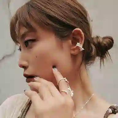 Empress 47 925