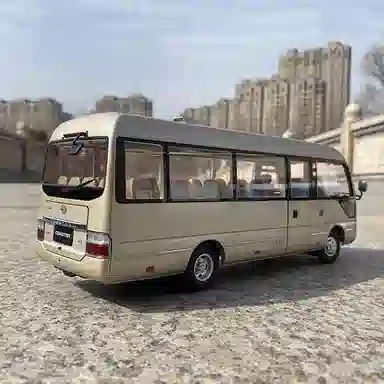 雨萱汽文 丰田考斯特 合金 成品模型