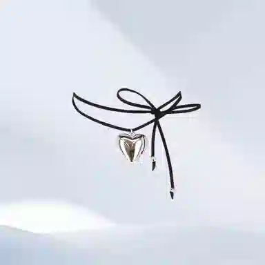 希遇 爱心幻月 新中式国潮轻奢风 日常百搭精致优雅小众设计运高级感轻奢小众简约设计 合金 项链 女款