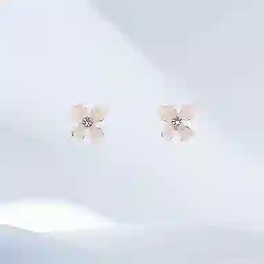 希遇 轻羽蝶韵 国潮轻奢 时尚精致简约风 粉色可爱少女系 小众设计日常百搭 #好运 清晰飘逸优雅 合金 耳钉 女款