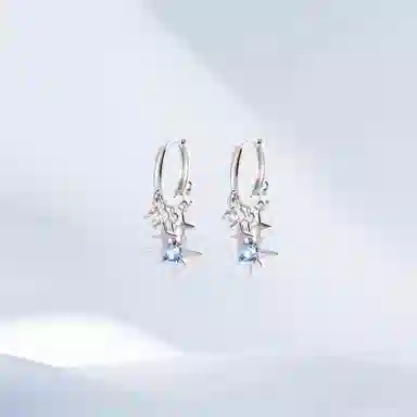 希遇 蓝锆星芒 时尚精致高级质感 小清新时尚潮流 轻奢气质 甜美小众设计 日常通勤百搭#好运 合金 耳环 女款