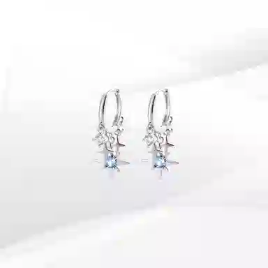 希遇 蓝锆星芒 时尚精致高级质感 小清新时尚潮流 轻奢气质 甜美小众设计 日常通勤百搭#好运 合金 耳环 女款