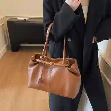 RIVMIND hobo PU