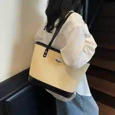 RIVMIND PU Tote