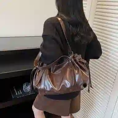RIVMIND hobo PU
