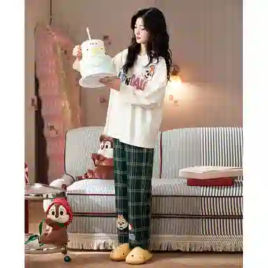 Gongdie x Disney Chip 'n' Dale Loungewear Set