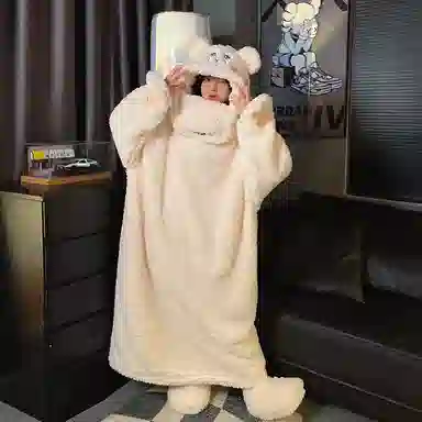 Gongdie Warm Cartoon Loungewear Robe White