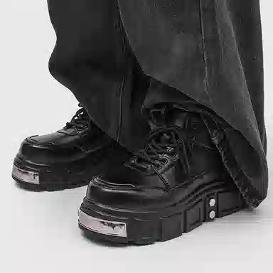 Martin Boots High-Top Platform Black