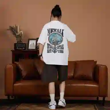 Airwalk T