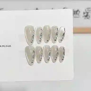 几多萌 【晶珠猫眼】 玻璃珠猫眼美甲穿戴甲手作高级氛围感冰透裸色幻彩钻可拆卸  杏仁银色晕染 猫眼