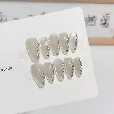 几多萌 【晶珠猫眼】 玻璃珠猫眼美甲穿戴甲手作高级氛围感冰透裸色幻彩钻可拆卸  杏仁银色晕染 猫眼