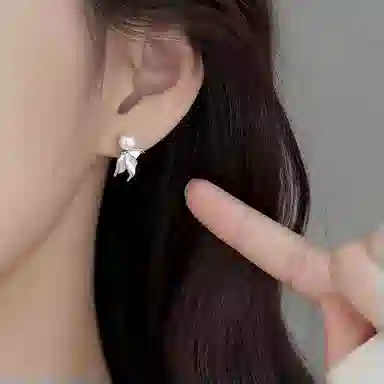 TRVMOE ins