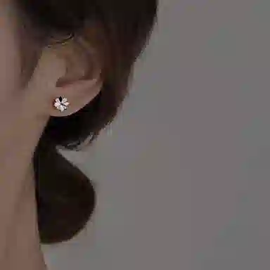 TRVMOE 999