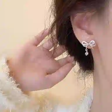 TRVMOE 999