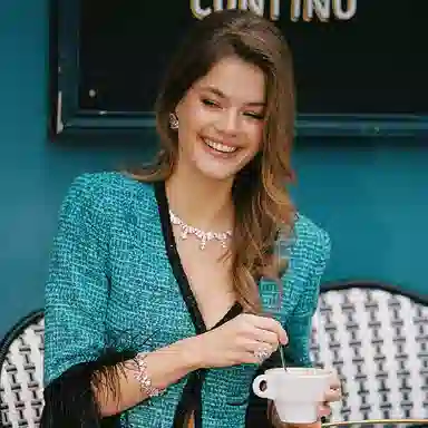 NANA JACQUELINE