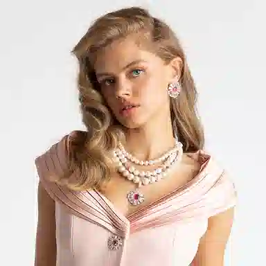 NANA JACQUELINE