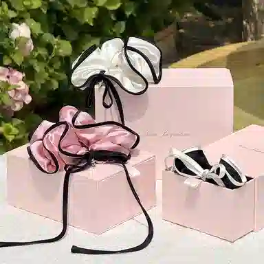 NANA JACQUELINE logo