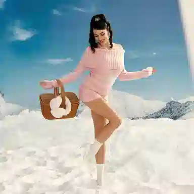 NANA JACQUELINE