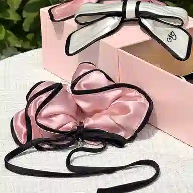 NANA JACQUELINE logo