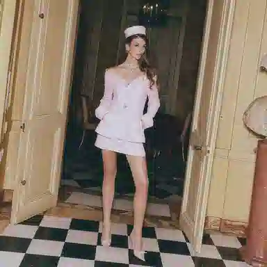 NANA JACQUELINE