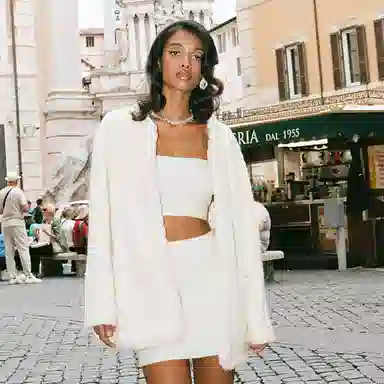 NANA JACQUELINE