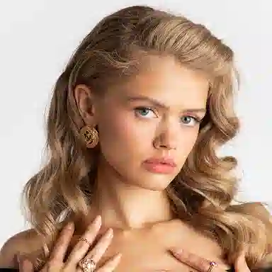 NANA JACQUELINE