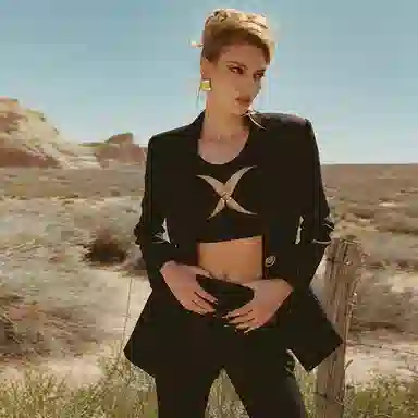NANA JACQUELINE V