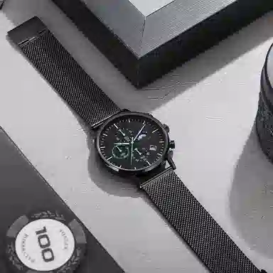 Katie Ermilio 40 KE-Y162QL