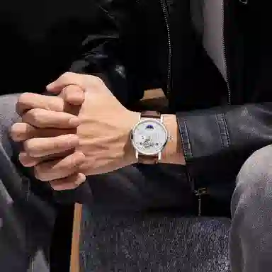 Katie Ermilio 42 KE-Y162QS