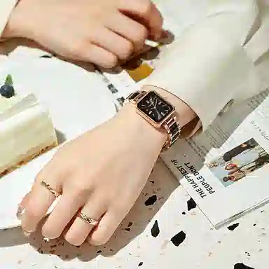 Katie Ermilio KE-103HE-1