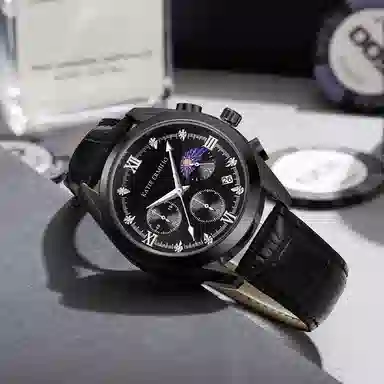 Katie Ermilio KE-Y162QR