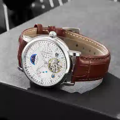 Katie Ermilio 42 KE-Y162QS