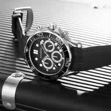 Katie Ermilio 42 KE-1807HJQ