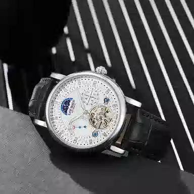 Katie Ermilio 42 KE-Y162QS