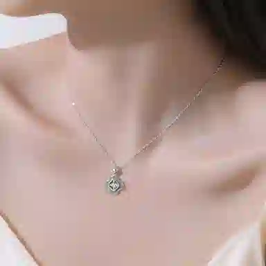 S925