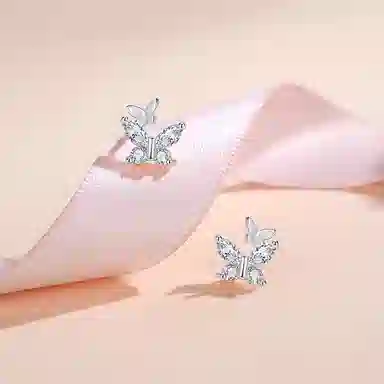 999