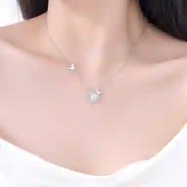 恋朵 超仙气质 幸福好运 蝶恋锁骨链 粉贝 合金 项链 女款