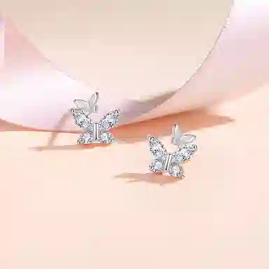 999