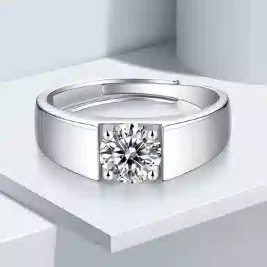 925