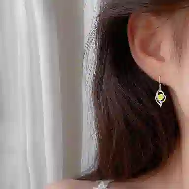 S925