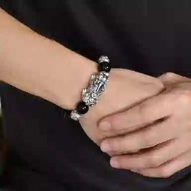 恋朵 貔貅转运珠 玛瑙 手串 男款